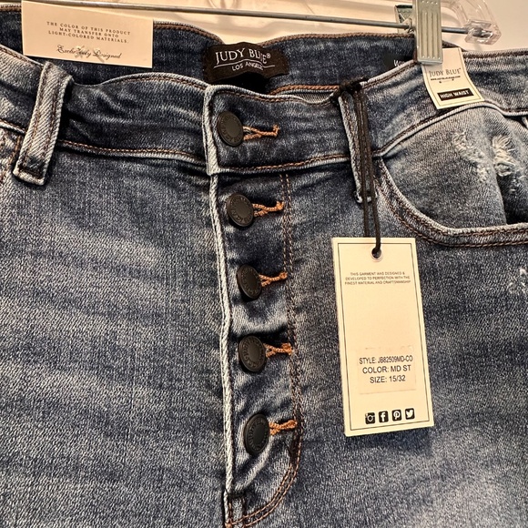 Judy Blue High Waist Destroy Button Fly Wide Leg Crop - Picture 7 of 8